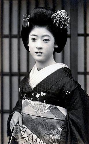 日本歌妓 (2)
